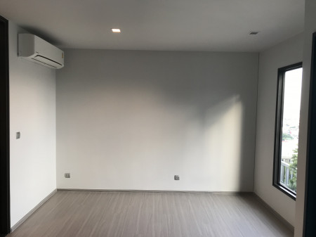 ให้เช่า คอนโด Life อโศก-พระราม 9 28 ตรม. ห้อง studio ห้องใหม่ไม่เคยอยู่ ชั้นสูงวิวโล่งได้ความเป็นส่วนตัว รูปที่ 3