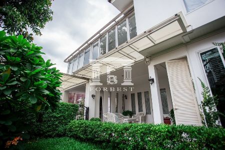 ขาย บ้านเดี่ยว 2 ชั้น รหัส 41661 ถนนสุขุมวิท 49 เนื้อที่ 800 ตรม. 136 ตร.วา ตกแต่งสไตล์โมเดิร์น รูปที่ 2