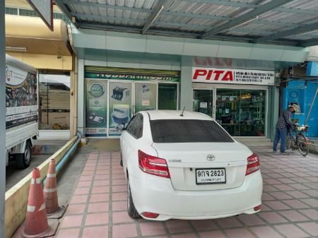 ให้เช่า อาคารพาณิชย์ ติดถนนใหญ่  ตึกแถวรามอินทรา 184 ตรม. 46 ตร.วา ลิฟท์ 4 ตัว รูปที่ 4