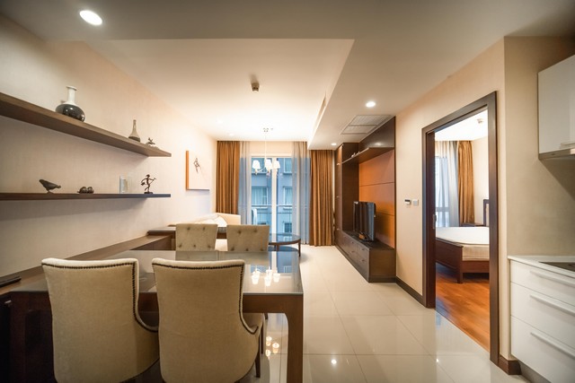 Condo The Prime 11 Modern style condominium is a High-Rise condo near BTS Nana รูปที่ 1