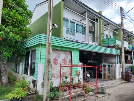ขาย ทาวน์โฮม ทำเลดี หลังมุมเดอะทรัสต์ ทาวน์ วงแหวน ลำลูกกา 135 ตรม. 29 ตร.วา พร้อมต่อเติมห้องอเนกประสงค์ ใกล้ทางด่วน จตุโชติ รูปที่ 7