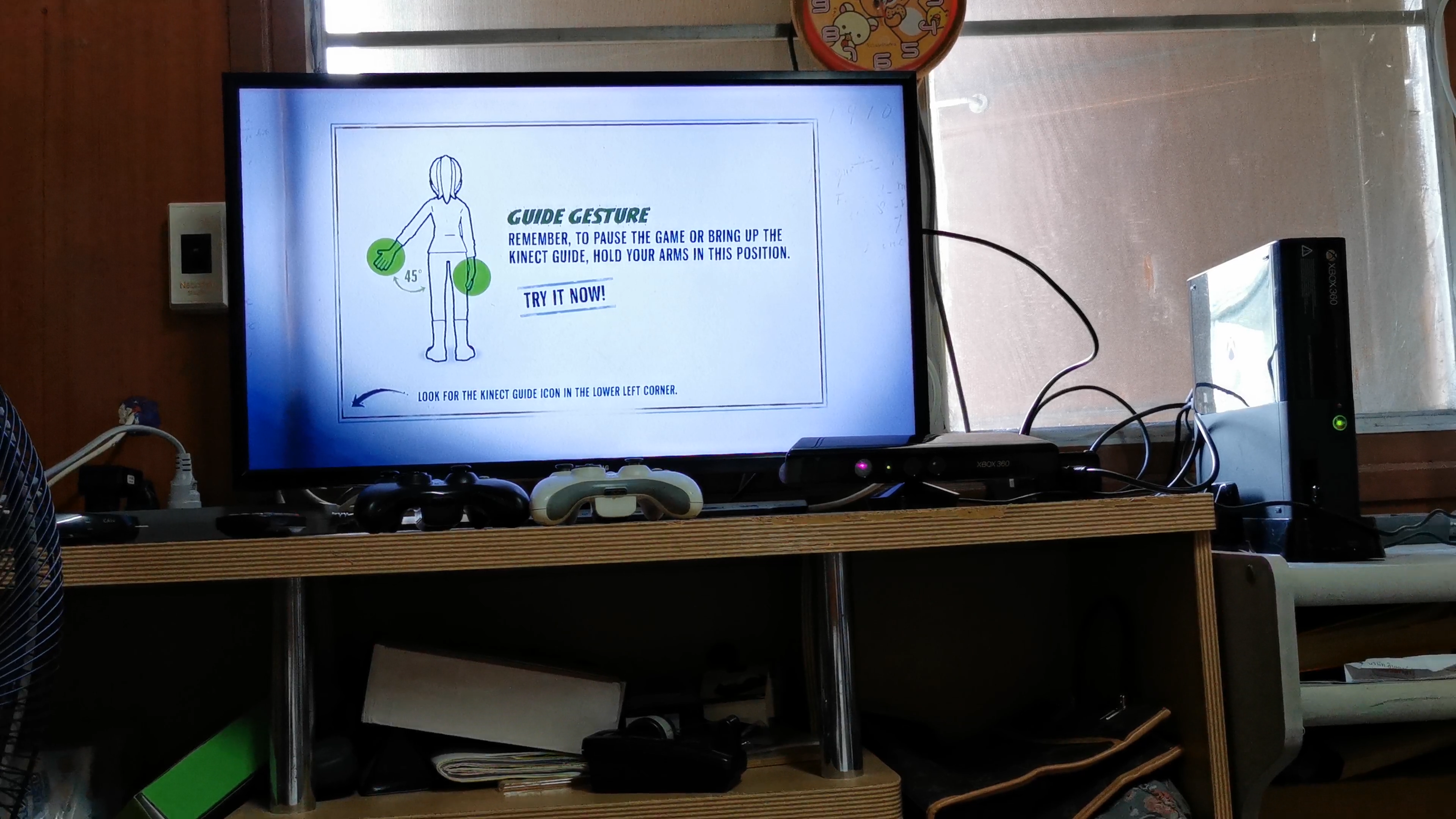 xbox 360 slim+joy 2อัน+kinect+flash drive 8 g.สภาพดีมาก รูปที่ 6