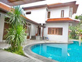 บ้านเดี่ยวพร้อมสระว่ายน้ำส่วนตัวและสวนรอบบ้าน สำหรับพักอาศัย Executive House with Private Pool & Garden around For Residence