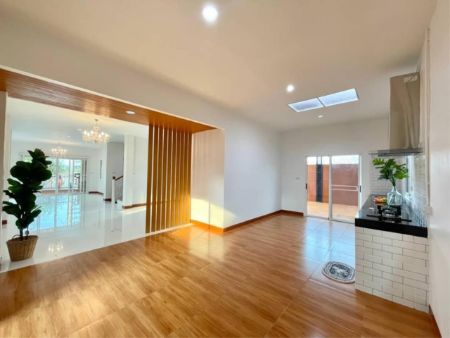 ขาย บ้านเดี่ยว 2 ชั้น รหัส 90419  มบ.A.C House สายไหม เนื้อที่ 200 ตรม. 64.3 ตร.วา หมู่บ้านมี สระว่ายน้ำ รูปที่ 4