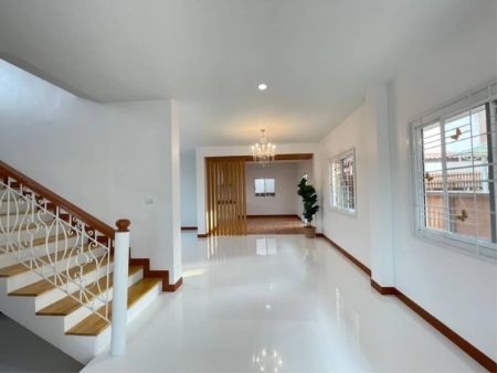 ขาย บ้านเดี่ยว 2 ชั้น รหัส 90419  มบ.A.C House สายไหม เนื้อที่ 200 ตรม. 64.3 ตร.วา หมู่บ้านมี สระว่ายน้ำ รูปที่ 2