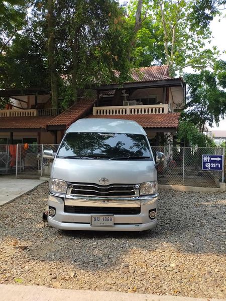 รถตู้เช่าน่าน vip รูปที่ 3