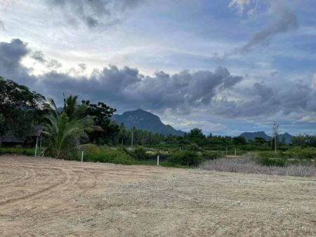 ขาย ที่ดิน โครงการใหม่ The Mountain Beachสามร้อยยอด 100 ตร.วา น้ำไฟถึง ไม่ต้องถม พร้อมปลูกบ้าน รูปที่ 6