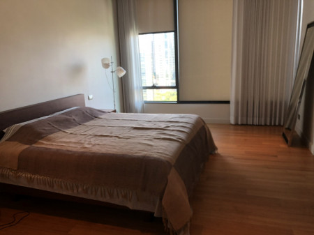 ขาย คอนโด ขายคอนโด Sindhorn Residence (สินธร เรสซิเดนซ์) 77 ตรม. รูปที่ 4