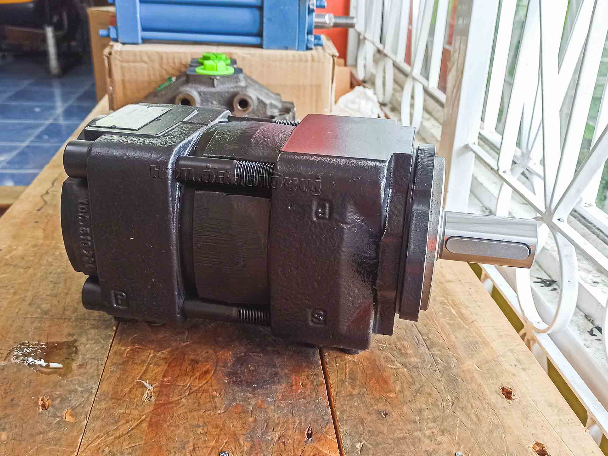 ปั้มเกียร์ไฮดรอลิคมือ1แท้จากต่างประเทศ BUCHER hydraulic รุ่น QXM รูปที่ 3