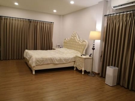 ขายด่วน : บ้านเดี่ยว 60ตารางวา โครงการ​หมู่บ้าน​ Centro ถนนกิ่งแก้ว​ รูปที่ 2