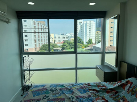 ขายถูก : คอนโดเดอะคริส รัชดา3 พร้อมเฟอร์นิเจอร์ครบ (The Kris 3 Condo) รูปที่ 8