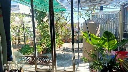 ขายด่วน : บ้านหลังใหญ่ ทรงตึก 4ชั้นครึ่ง มีสวนบนดาดฟ้า ซอยประชาอุทิศ 11 ห้วยขวาง รูปที่ 2