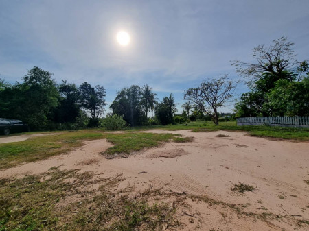 ขาย ที่ดิน ห่างจากชายหาด 200 เมตร ใกล้รีสอร์ทบ้านลมเล 74 ตร.วา ราคาพิเศษ. รูปที่ 3