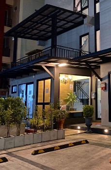 ขาย อพาร์ทเม้นท์ พร้อมผู้เช่าแขวงคลองจั่น บางกะปิ กรุงเทพฯ เนื้อที่ 2500 ตรม. 1 งาน 58 ตร.วา หิ้วกระเป๋ามาบริหารได้เลย รูปที่ 2