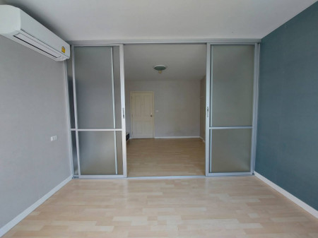 ขาย ห้องเปล่า สภาพดี แบบ 1 นอน ติดถนนรามคำแหง D Condo รามคำแหง 64 รูปที่ 4