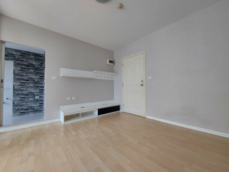ขาย ห้องเปล่า สภาพดี แบบ 1 นอน ติดถนนรามคำแหง D Condo รามคำแหง 64 รูปที่ 2