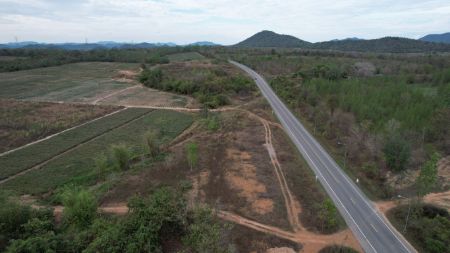 ขาย ที่ดิน แปลงสวย โฉนดครุฑแดงหนองหญ้าปล้อง 260 ตร.วา ติดถนนเส้น 3510 กำลังจะขยายเป็น 4 เลน วิวเขาล้อมรอบ รูปที่ 6