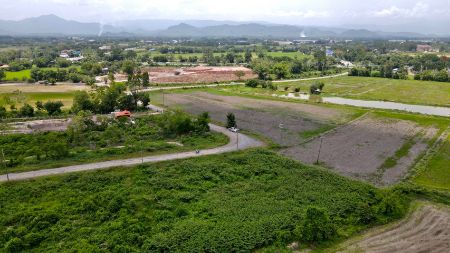 ขาย ที่ดิน ถนนกว้าง 8 เมตร ฟรีค่าโอนเมืองนครนายก 390 ตร.วา บรรยาาศดี ใกล้แยกสามสาว รูปที่ 5