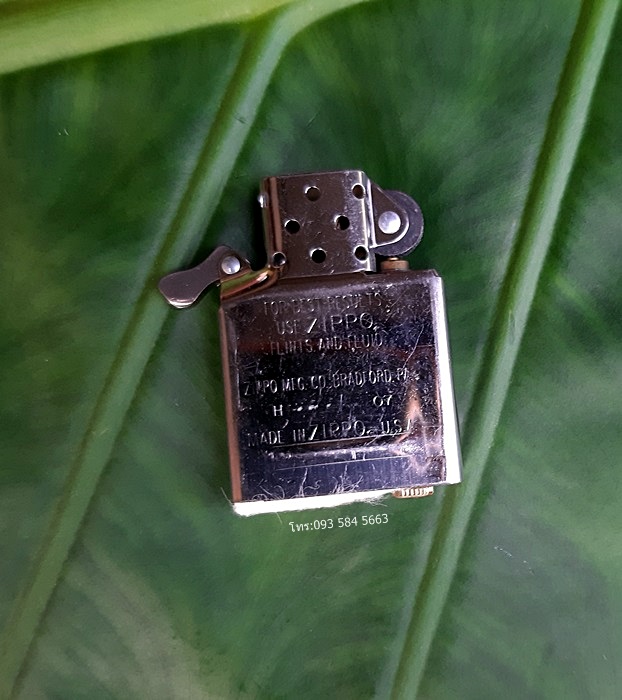 ZIPPO(ซิปโป้) HARLEY-DAVIDSON รุ่น105 YEARS OF GREAT MOTORCYCLES U.S.A  รูปที่ 4