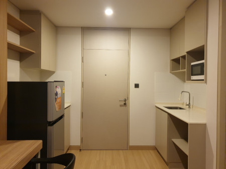 ให้เช่า คอนโด ห้องบิ้วอิน Lumpini Suite เพชรบุรี-มักกะสัน 27 ตรม. รูปที่ 2