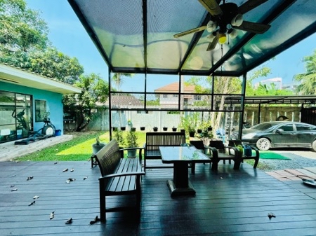 ขาย บ้านเดี่ยว รามอินทรา 14 แยก 8 ขนาด 420 ตรม. 181 ตร.วา ติดคลอง ตกแต่งสไตล์ loft บรรยากาศเหมือนอยู่รีสอร์ท ใกล้สถานีมัยลาภเพียง 600 ม รูปที่ 3
