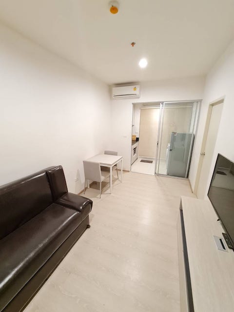 Niche Mono Poochao clean spacious 8th floor BTS Poo Chao รูปที่ 1
