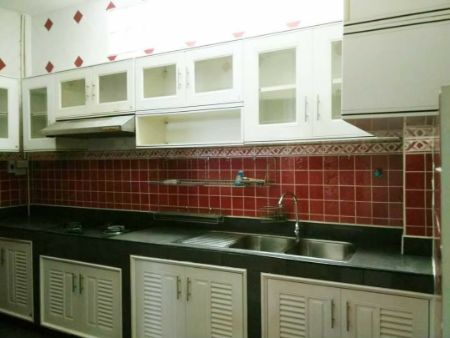 ขาย ทาวน์โฮม ย่านแหล่งเจริญ town in town 144 ตรม. 18.9 ตร.วา แต่งสวย รูปที่ 3