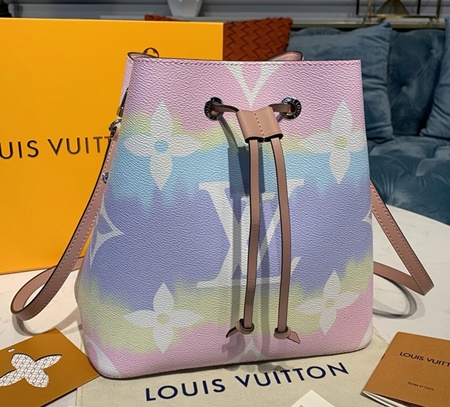 รุ่นใหม่ชนชอป Louis Vuitton Escale NeoNoe MM Bucket Bags เกรดงานออริ (เกรดงานดีที่สุด) รูปที่ 1