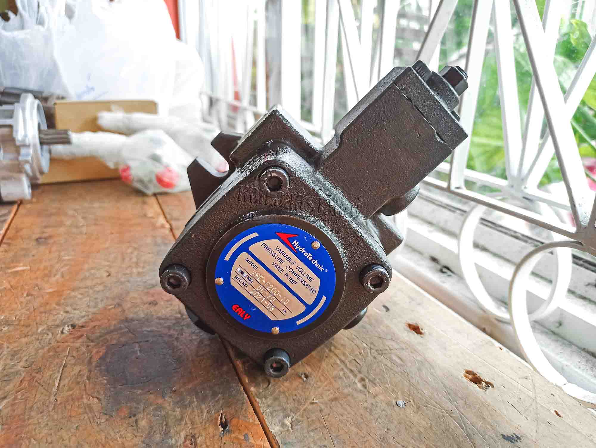 ปั้มไฮดรอลิคใบพัด (Hydraulic vane pump) ยี่ห้อ Hydrotechnic รุ่น VPE series รูปที่ 4