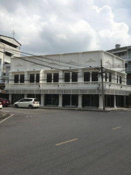 ขาย อาคารพาณิชย์ ตั้งอยู่กลางเมืองปากน้ำเหมาะสำหรับทำคลินิค ร้านขายยา สปา 101.39 ตรม. 22 ตร.วา ฟรีโอน. รูปที่ 3