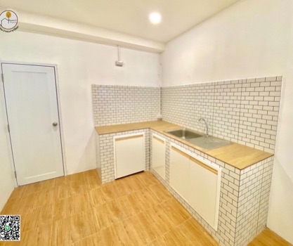 ขายบ้านรีโนเวทใหม่ทั้งหลัง สไตล์มินิมอล ใจกลางเมืองตรัง รูปที่ 4