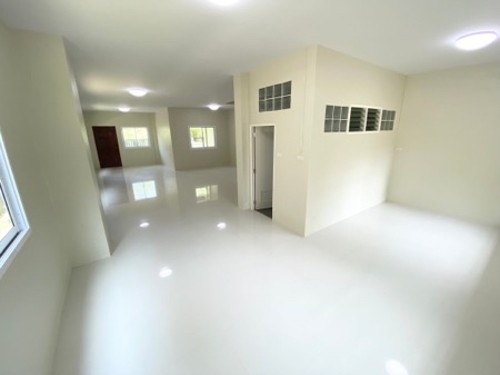 บ้านใหม่ 2ชั้น 40 ตร.ว. หลังสุดท้าย มีเนื้อที่เหลือเยอะ หลังโรงพยาบาล ตรัง รูปที่ 2