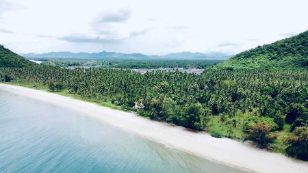 ขาย ที่ดิน โฉนดครุฑแดง น้ำไฟพร้อมบางสะพาน 1 ไร่ 2 งาน 80 ตร.วา ที่ดินมังกร หน้าติดทะเล หลังมีภูเขา รูปที่ 4