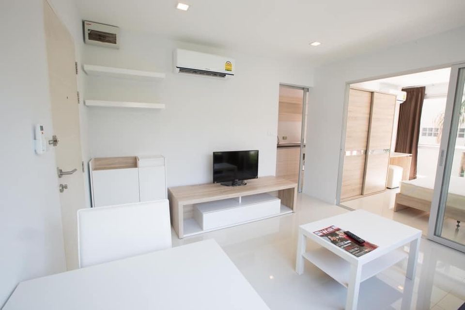 PR56821 เช่าคอนโด ที เค เอฟ คอนโด TKF Condo for rent 11,000 Baht/month ready to move in. รูปที่ 1