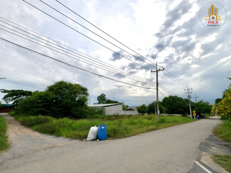 ที่ดิน(ติดถนนทั้งสามด้าน)หมู่บ้านร่มฟ้า นครปฐม ขนาด 200 ตารางวา รูปที่ 7