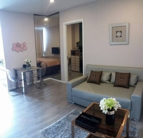 The Room Sukhumvit 69 spacious clean 11th floor BTS Phra Khanong รูปที่ 1