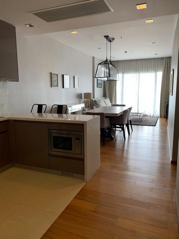 The luxurous condo Hyde Sukhumvit 13 near BTS Nana 3bed3bath รูปที่ 1