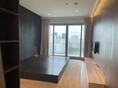 Super luxury condo 185 Rajadamri close to bts Rajadamri