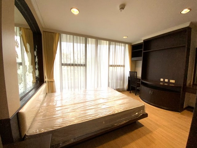 Supalai Place Sukhumvit 39 peaceful spacious 7th floor BTS Phrom Phong รูปที่ 1