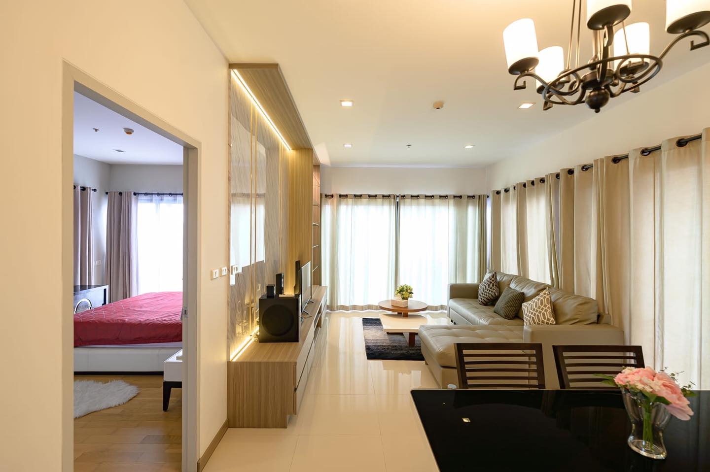 For rent & Sale Noble Reveal Eakamai 2 bed 2 bed 2 bath 87 Sqm. 11F Fully furnished. รูปที่ 1