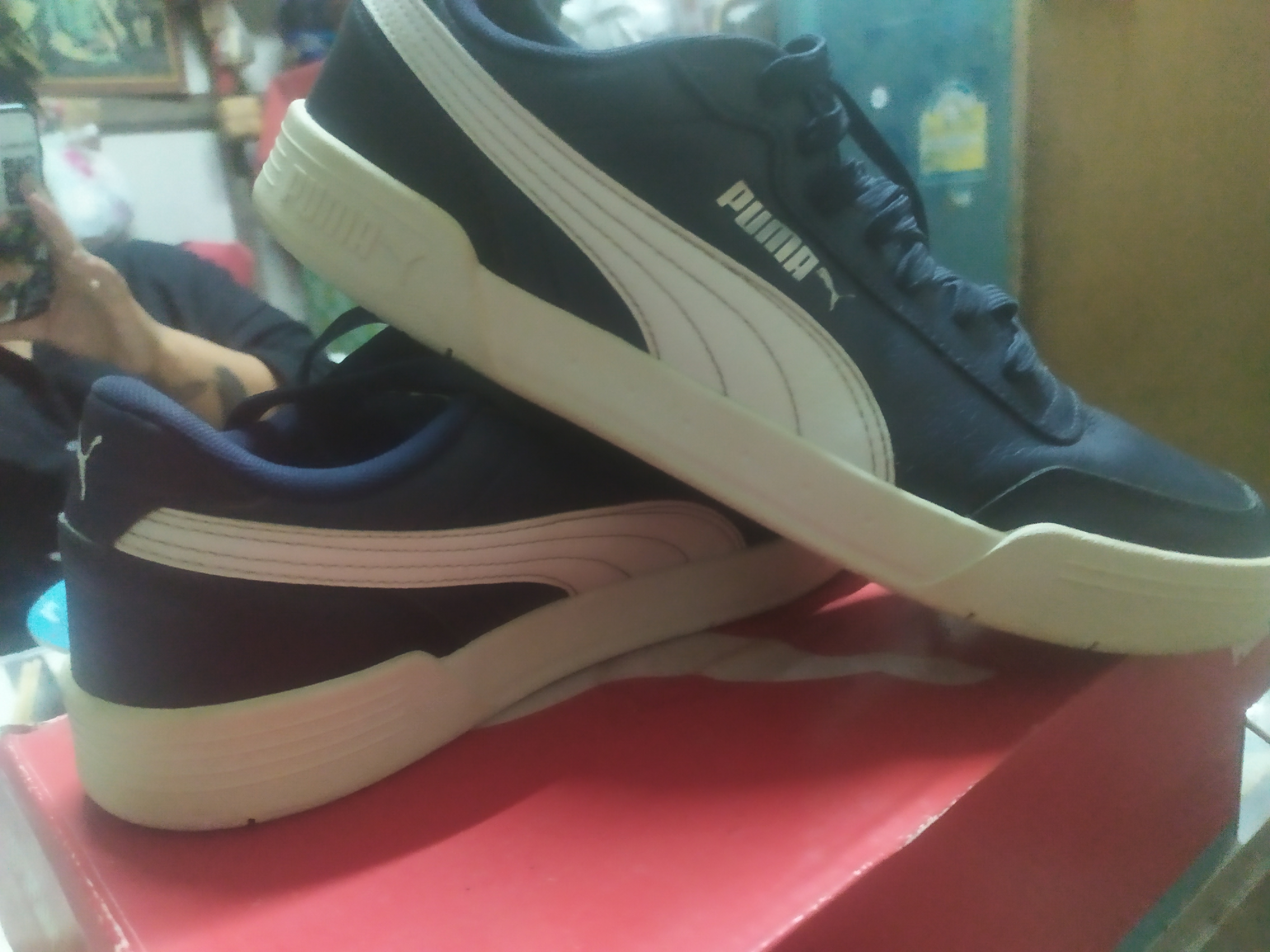 รองเท้าผ้าใบ Puma รูปที่ 4