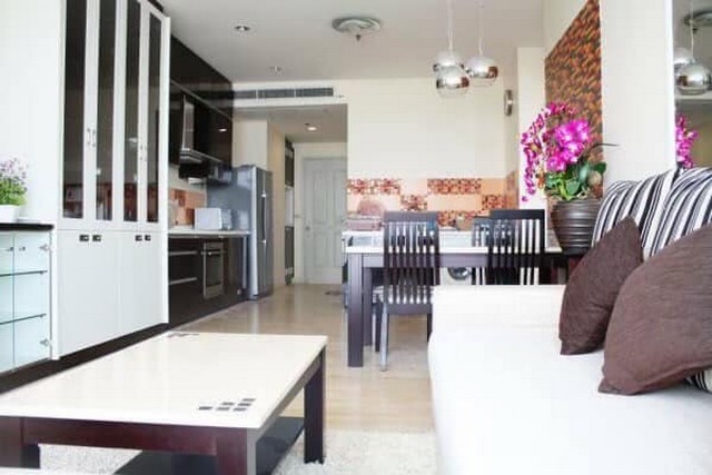 10 : Baan Chaophraya, The luxury condo near BTS Taksin and Chao praya river รูปที่ 1