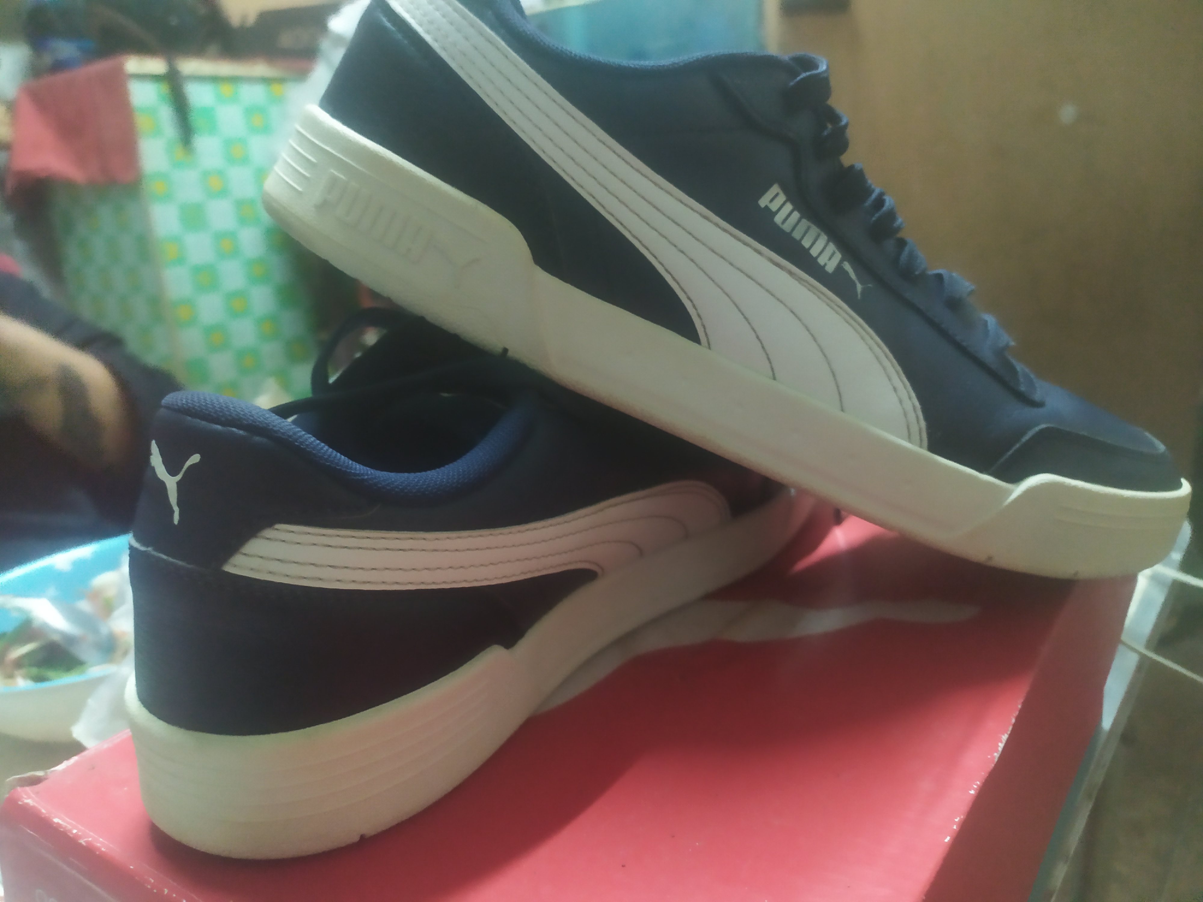 รองเท้าผ้าใบ Puma รูปที่ 3