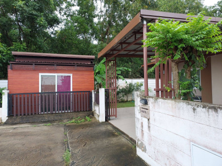 ขายบ้านเดี่ยวหมู่บ้านเดอะเลควิว 61.4 ตรว. หลังหัวมุม 2 ห้องนอน 1 ห้องน้ำ ใกล้นิคมโรจนะ อ.ศรีมหาโพธิ ปราจีนบุรี รูปที่ 2