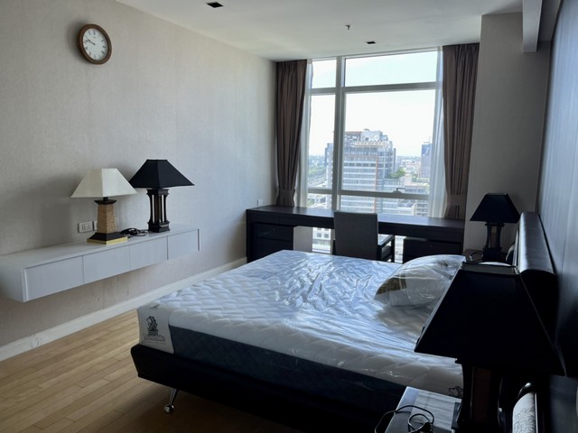 Now available!!! Athenee Residence near BTS Ploenchit รูปที่ 1