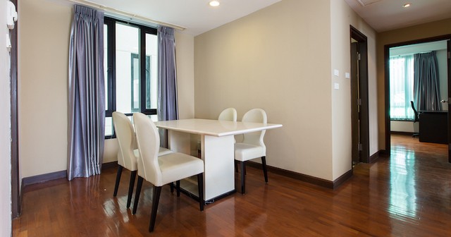 2 bedroom available at Bann Piyasathorn near MRT Lumpini รูปที่ 1