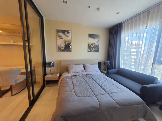 Fully furnished available now!!! Life One Wireless near BTS Ploenchit รูปที่ 1