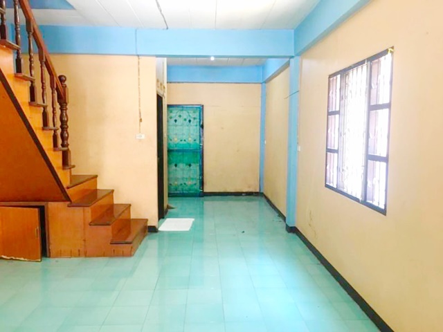 ศาลอาญา ธนบุรี รร.มัธยมวัดสิงห์ ให้เช่าทาวน์เฮ้าส์ใหญ่มาก โครงการพระ5  26 ตารางวา 2 ชั้น 2 นอน 2 น้ำ รูปที่ 1