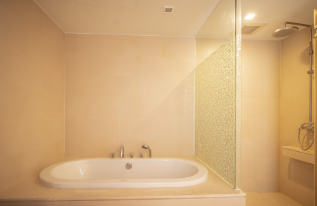 ขาย คอนโด สิ่งอำนวยความสะดวกมากมาย Sathorn Heritage 65.73 ตรม. รูปที่ 10