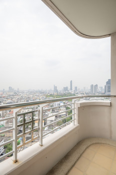 ขาย คอนโด สิ่งอำนวยความสะดวกมากมาย Sathorn Heritage 65.73 ตรม. รูปที่ 11
